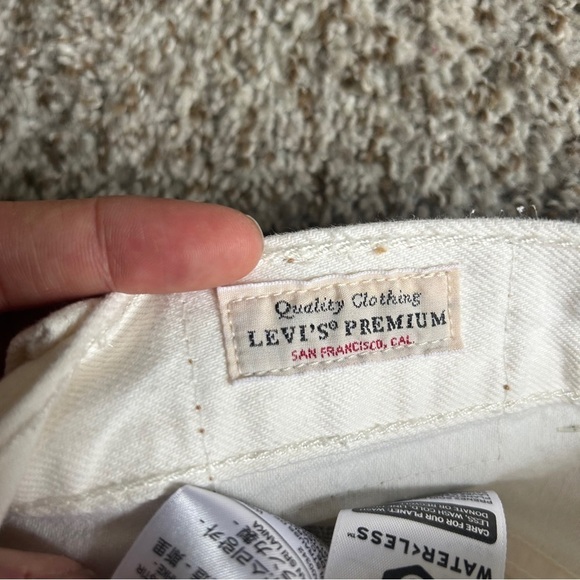 Levi’s Premium White High Rise Distressed Denim Jeans Casual Neutral 32 - Picture 3 of 9